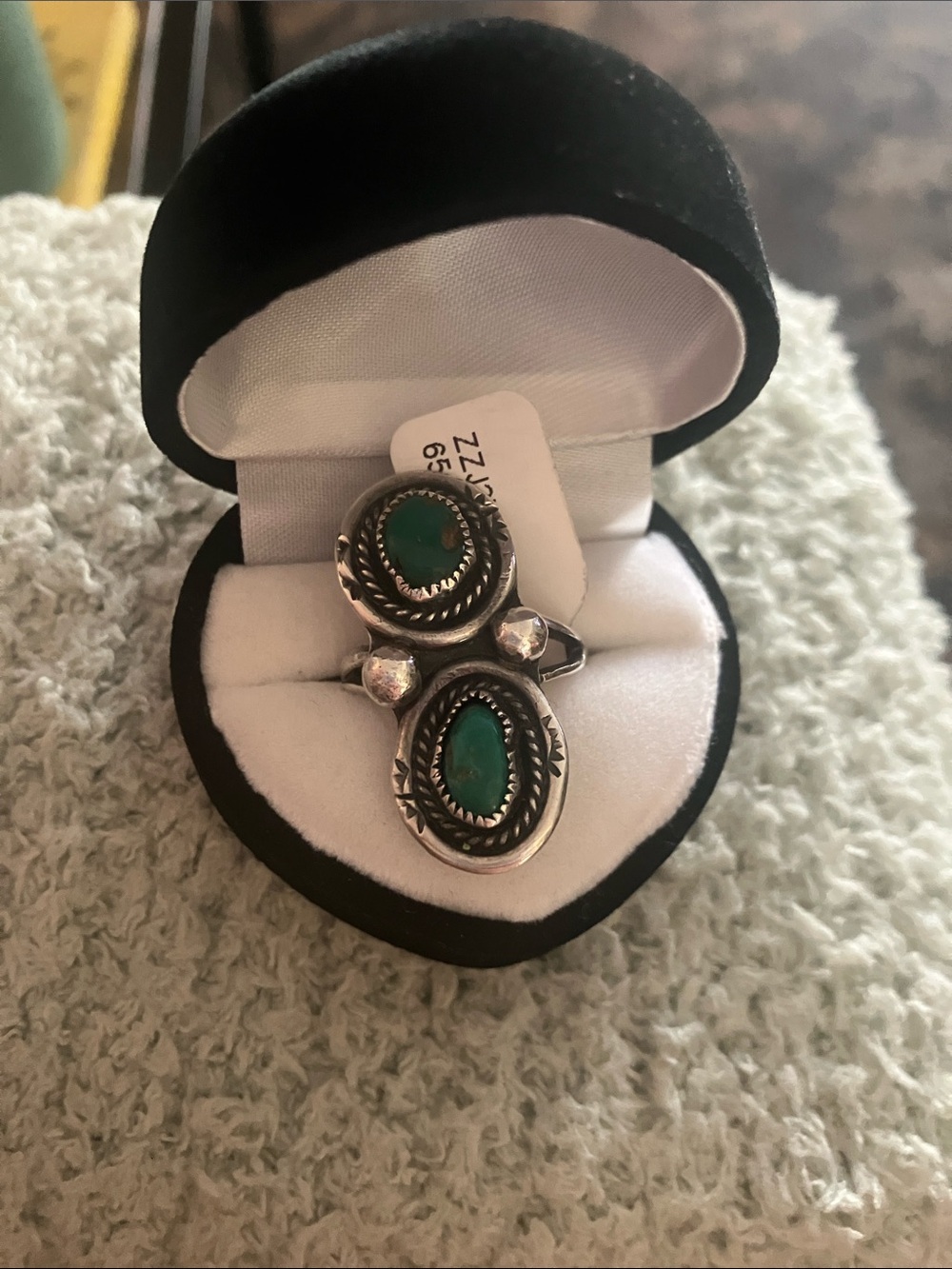 Sterling Silver Double Bezel Twisted Wire Vintage Navajo Ring wthGreen Turquoise